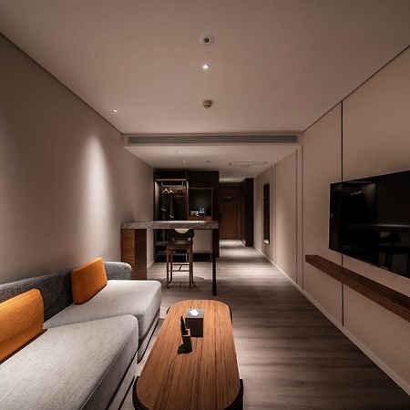 Urcove By Hyatt Shanghai Lujiazui Expo Center Bagian luar foto